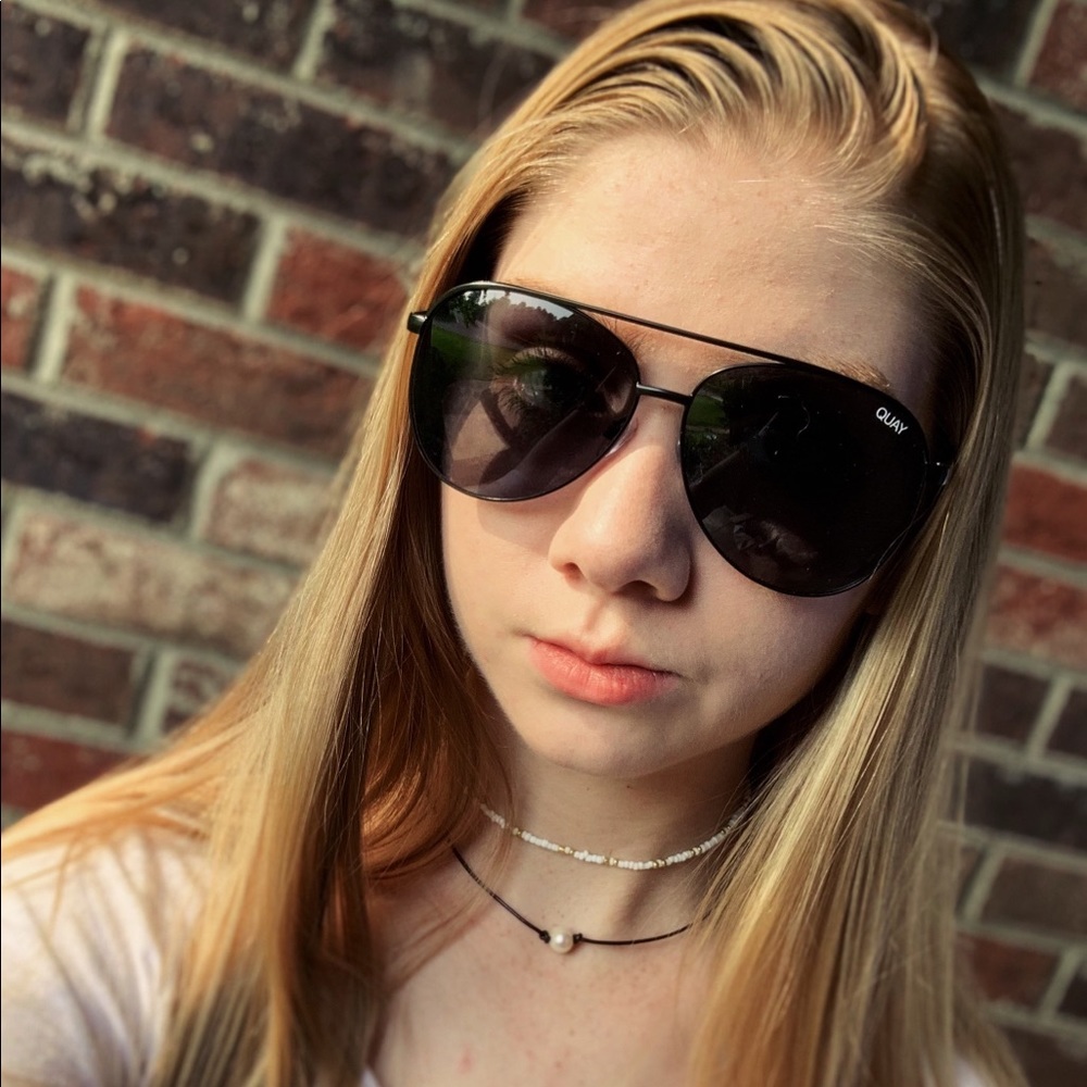 PRICE DROP!! Quay Australia aviator sunglasses